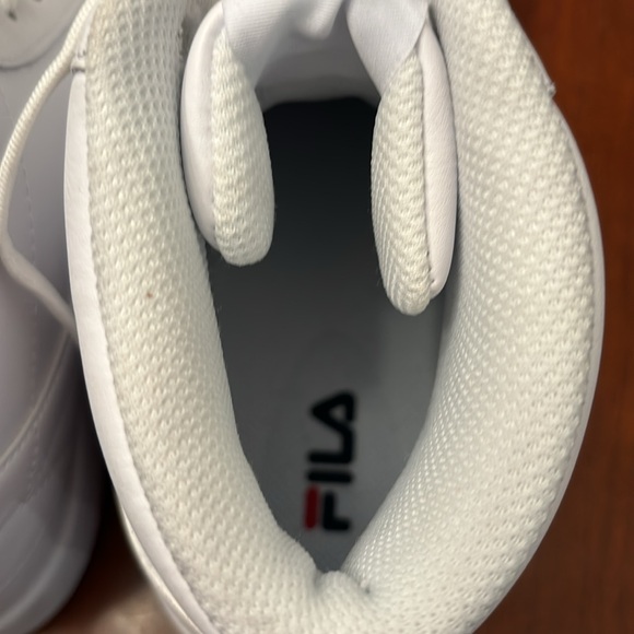 Women’s FILA white leather high top sneaker size 9 - Picture 10 of 12